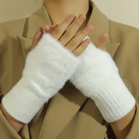 Chic Monochrome Half Finger Gloves for a Stylish Winter Look